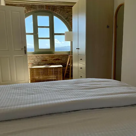 Hydroussa House *