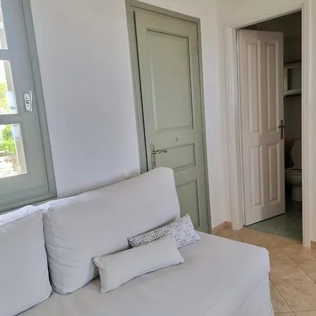 Hydroussa House Dom wakacyjny *